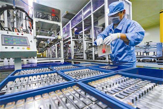 擬投資15億元建設(shè)硅碳負(fù)極、添加劑等鋰電材料項(xiàng)目
